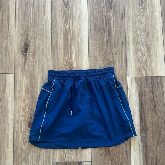 Title Nine women’s quick drying hiking Skort size XS - Picture 2 of 6